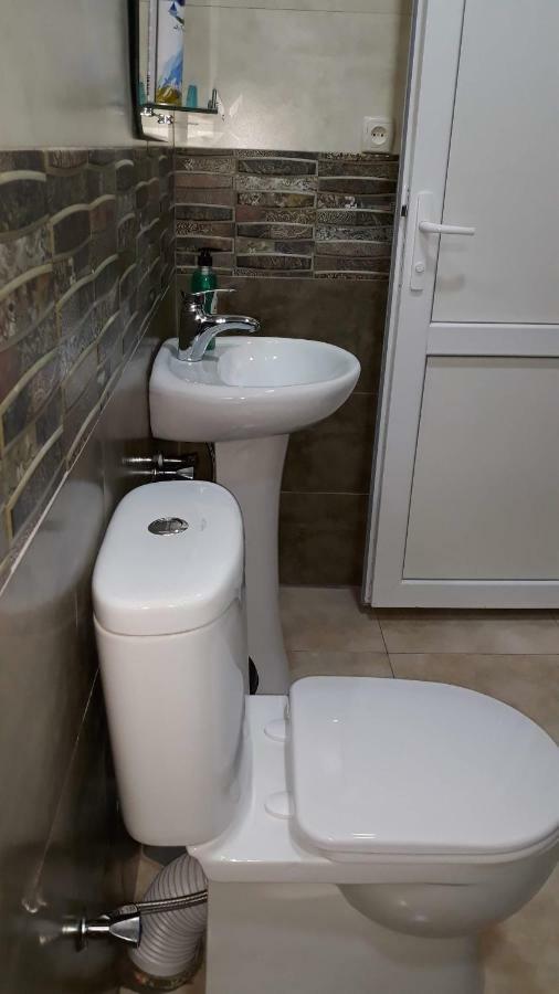 Mango Guesthouse Szenaki Szoba fotó